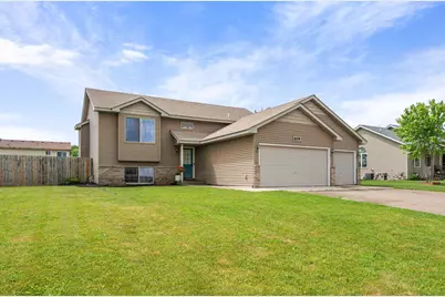 609 Bluebird Street, Mora, MN 55051 - Photo 2