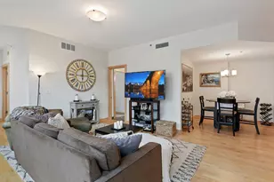215 10th Ave S, Minneapolis, MN 55415 - Photo 2