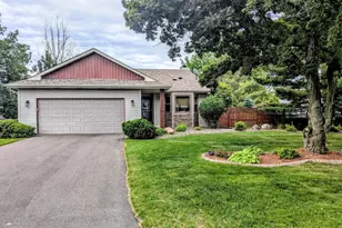 2581 Henslow Ave N, Oakdale, MN 55128 - Photo 2