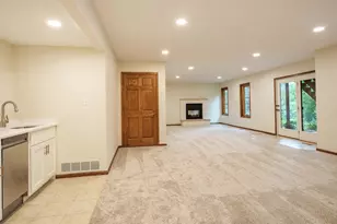1404 Woodland Dr SW, Rochester, MN 55902 - Photo 58