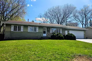404 Stanley St, West Saint Paul, MN 55118 - Photo 4