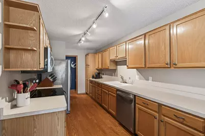 1649 Hamilton Lane, Shakopee, MN 55379 - Photo 10