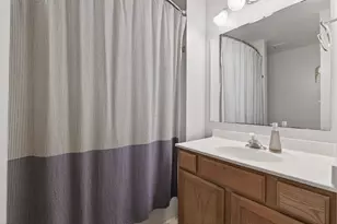 1649 Hamilton Ln, Shakopee, MN 55379 - Photo 16