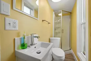 901 31st Ave N, Minneapolis, MN 55411 - Photo 1