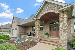 14480 Tyrol Dr, Shakopee, MN 55379 - Photo 2