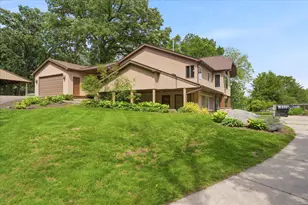 10129 Eden Prairie Rd, Eden Prairie, MN 55347 - Photo 4