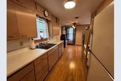 1103 Wilbur Street, Worthington, MN 56187 - Photo 4