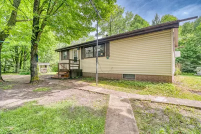 48215 Hawthorn Dr, Deer River, MN 56636 - Photo 2