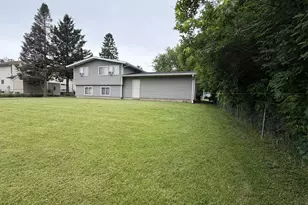 605 NW 10th Ave, Waseca, MN 56093 - Photo 4