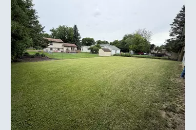 605 NW 10th Ave, Waseca, MN 56093 - Photo 4