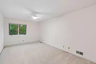 15575 17th Pl N, Plymouth, MN 55447 - Photo 32