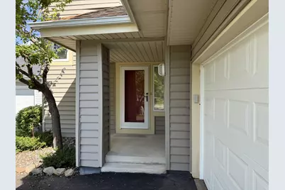 15575 17th Place N, Plymouth, MN 55447 - Photo 2