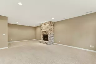 5145 Scenic Oak Dr SW, Rochester, MN 55902 - Photo 38