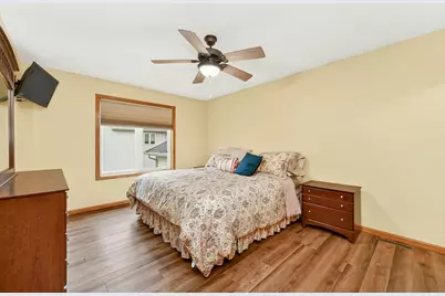 2482 Crimson Ridge Circle NW, Rochester, MN 55901 - Photo 16