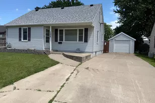 1306 McMillan St, Worthington, MN 56187 - Photo 1