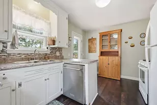 757 Nebraska Ave W, Saint Paul, MN 55117 - Photo 10