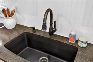 510 Lovell Ave, Roseville, MN 55113 - Photo 10