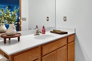 510 Lovell Ave, Roseville, MN 55113 - Photo 22