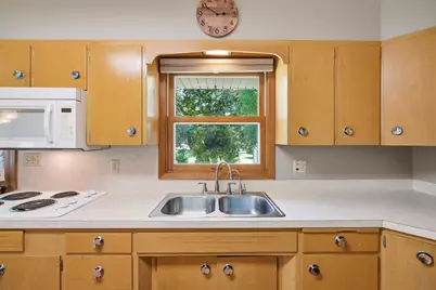 204 2nd Street NW, Fairfax, MN 55332 - Photo 20