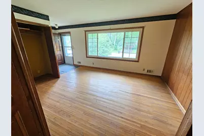 10609 32nd Avenue N, Plymouth, MN 55441 - Photo 2
