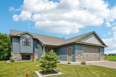 541 Prairie Road, New Richmond, WI 54017 - Photo 1