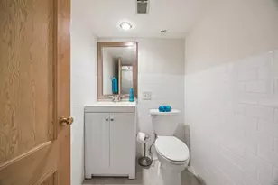 6204 Ashcroft Ln, Edina, MN 55424 - Photo 26