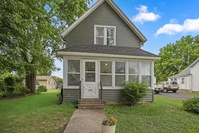 207 W Franklin Street, Morristown, MN 55052 - Photo 2