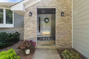 8204 Horizon Dr, Shakopee, MN 55379 - Photo 8