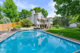 8204 Horizon Dr, Shakopee, MN 55379 - Photo 2