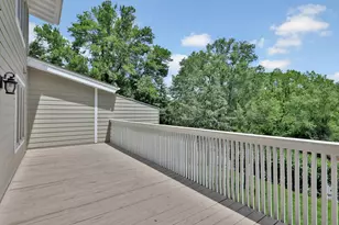 8286 Kingslee Rd, Bloomington, MN 55438 - Photo 10
