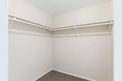 6677 Stillwater Boulevard N, Oakdale, MN 55128 - Photo 16