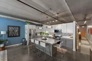 710 N 4th St, Minneapolis, MN 55401 - Photo 2