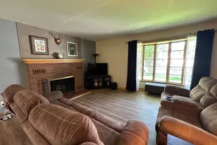107 S Whitney St, Marshall, MN 56258 - Photo 4