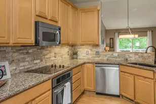 7137 Newbury Rd, Woodbury, MN 55125 - Photo 14