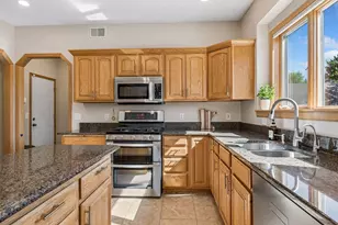 12145 Illies Ave N, Hugo, MN 55038 - Photo 20