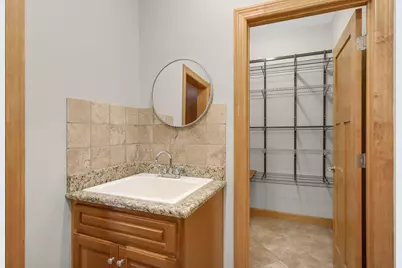 10721 McCool Drive W, Burnsville, MN 55337 - Photo 26