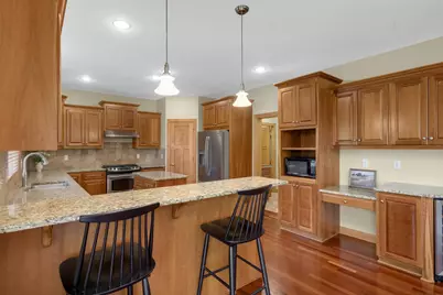 10721 McCool Drive W, Burnsville, MN 55337 - Photo 16