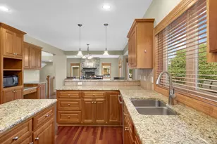 10721 McCool Dr W, Burnsville, MN 55337 - Photo 18