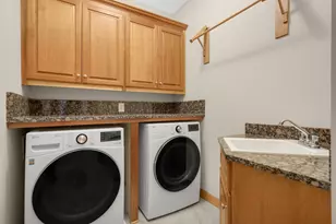10721 McCool Dr W, Burnsville, MN 55337 - Photo 38