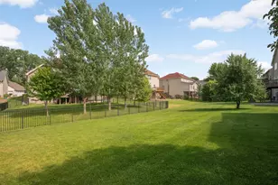 10721 McCool Dr W, Burnsville, MN 55337 - Photo 48