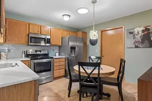 3815 Linden Ave, White Bear Lake, MN 55110 - Photo 10