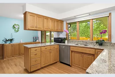 1495 County Road B2 W, Roseville, MN 55113 - Photo 10