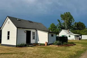 404 Wilson Ave SE, Bemidji, MN 56601 - Photo 4