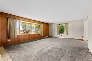 3816 Lillie Ct SW, Rochester, MN 55902 - Photo 4
