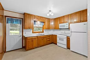 3816 Lillie Ct SW, Rochester, MN 55902 - Photo 10