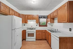 104 Sherburne St N, Stillwater, MN 55082 - Photo 10