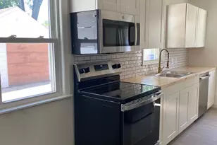 705 11th St SW, Willmar, MN 56201 - Photo 4