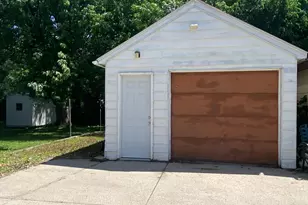 705 11th St SW, Willmar, MN 56201 - Photo 20