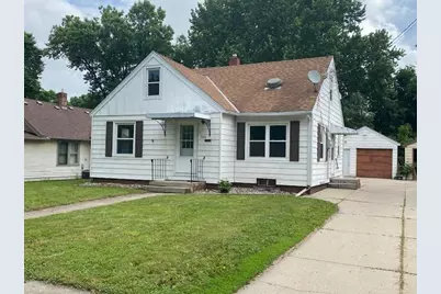 705 11th Street SW, Willmar, MN 56201 - Photo 1