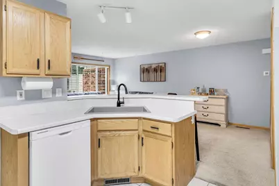 1257 Birch Court #7, White Bear Lake, MN 55110 - Photo 8